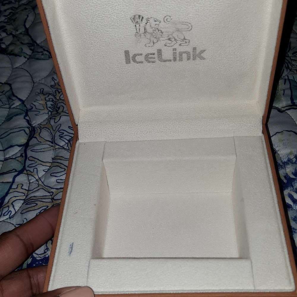 IceLink Watch Box - Picture 2 of 2